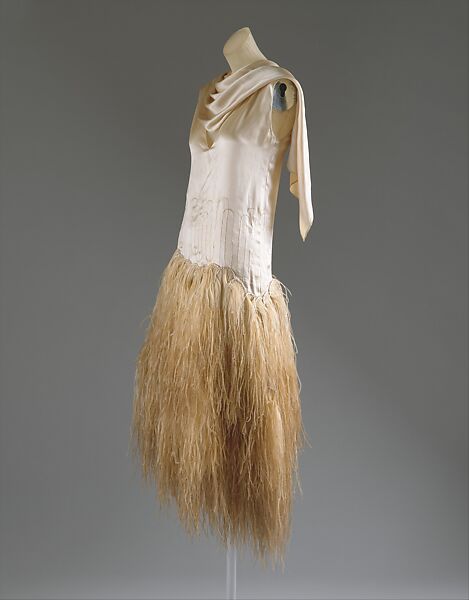 Evening dress, Louiseboulanger  French, (a) silk, feathers; (b) silk, French